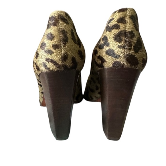 🐆Carrano Leopard Print Fur Heels🐆 - Picture 5 of 9